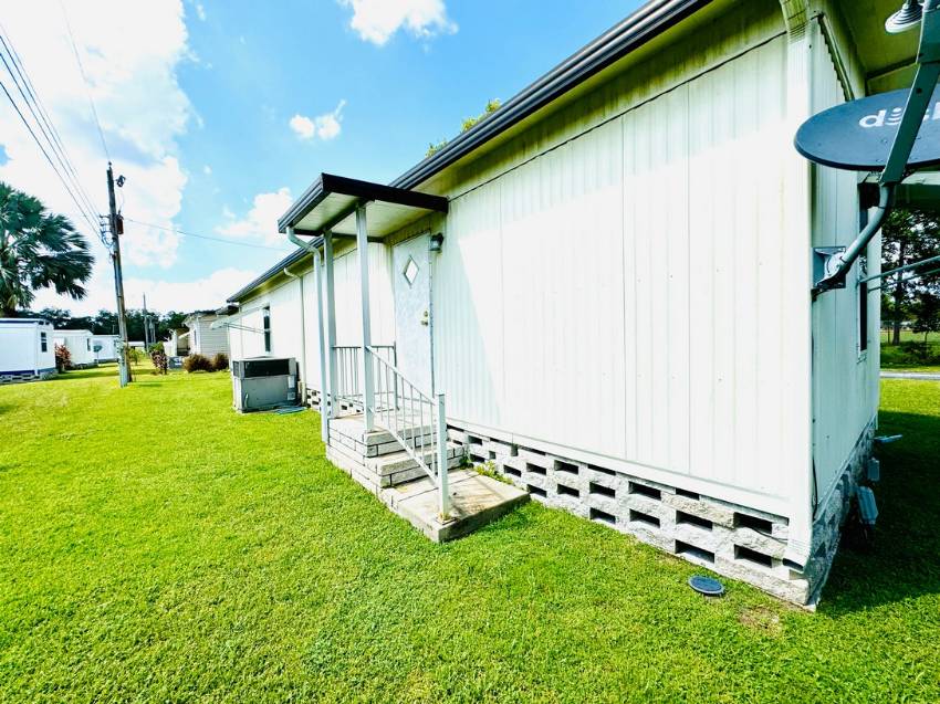 20 Ee Street a Lakeland, FL Mobile or Manufactured Home for Sale